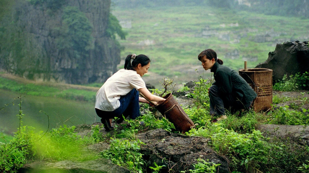 Mylène Jampanoï y Li Xiaoran en las-hijas-del-botanico