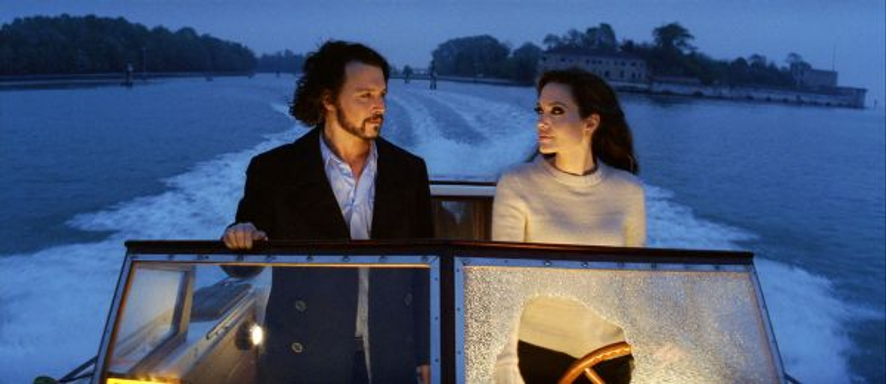 Johnny Depp y Angelina Jolie en The Tourist