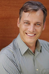 picture of actor Scott Broughton