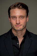picture of actor Jordan Salloum