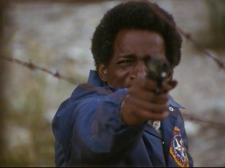 John Toles-Bey en evasion-sin-limite-colision