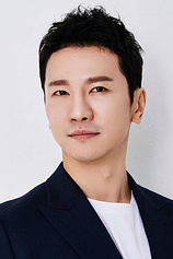 picture of actor Son Woo-hyuk