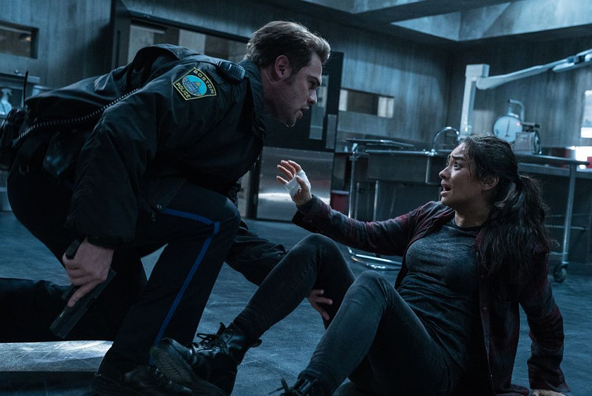 Grey Damon y Shay Mitchell en Cadáver