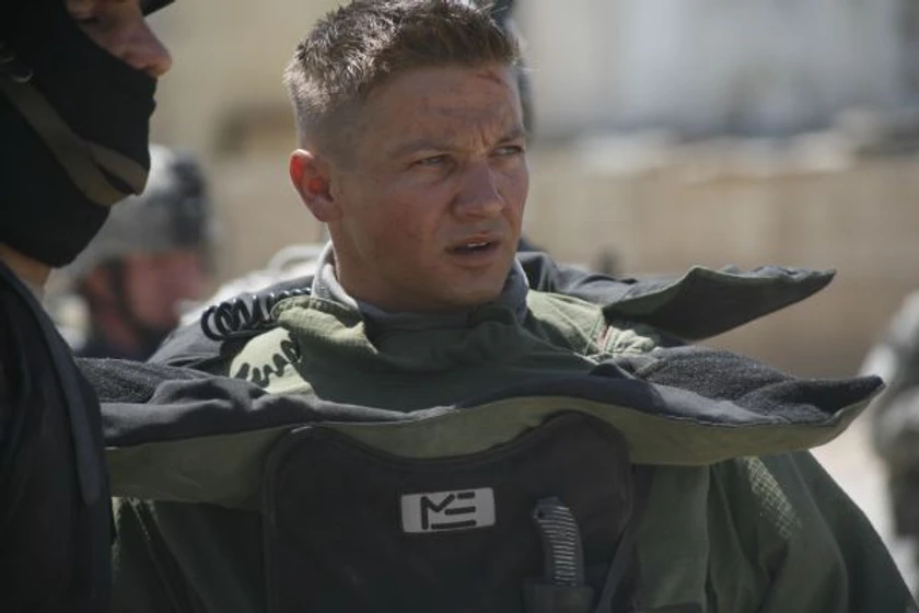 Jeremy Renner en en-tierra-hostil