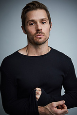 picture of actor Evan Gamble