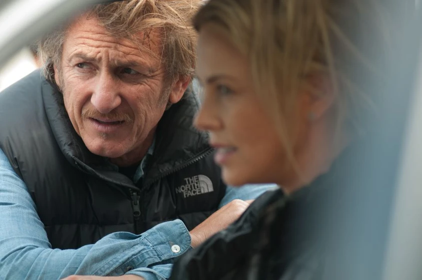 Charlize Theron y Sean Penn en dire-tu-nombre
