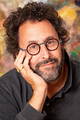 photo of person Tony Kushner