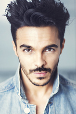 picture of actor Shalim Ortiz