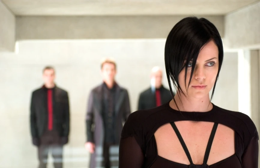 Charlize Theron en aeon-flux