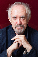 picture of actor Jonathan Pryce