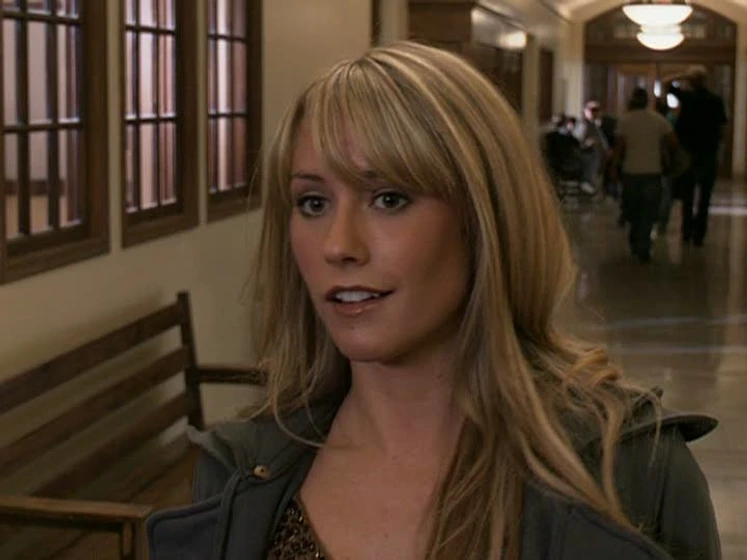 MacKenzie Porter en la-otra-2008