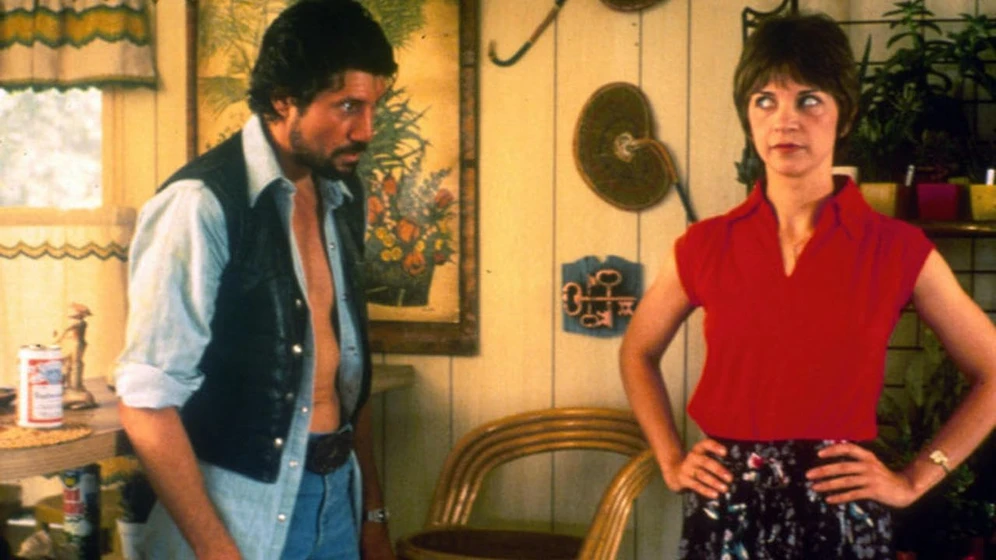 Fred Ward y Cindy Williams en uforia
