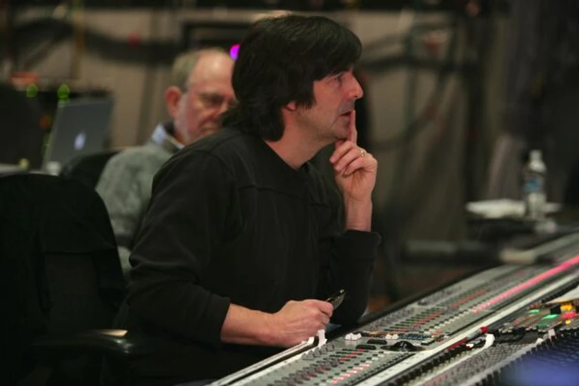 Thomas Newman en wall-e-batallon-de-limpieza (En el estudio de grabación)