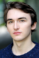 photo of person Isaac Hempstead Wright