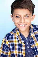 picture of actor Adam Courtney