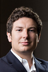 photo of person Isaac Klausner