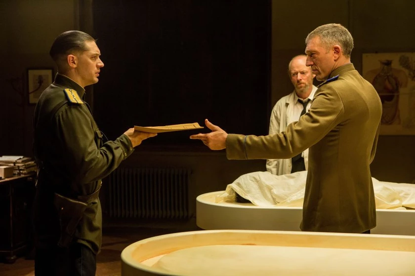 Vincent Cassel y Tom Hardy en el-nino-44