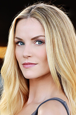 picture of actor Ellen Hollman