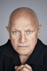 photo of person Steven Berkoff