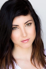 picture of actor Briana Cuoco