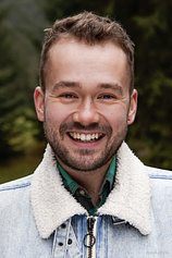 picture of actor Adam Ernest