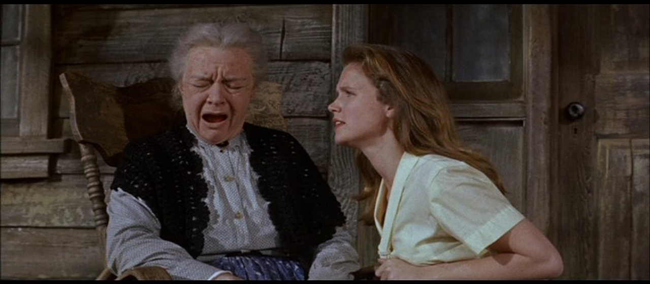 Jo Van Fleet y Lee Remick en Río Salvaje