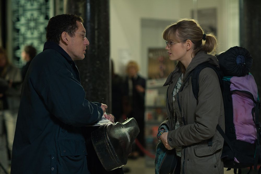 Dany Boon y Noémie Schmidt en Manual de un Tacaño