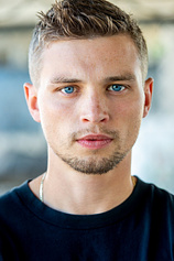 picture of actor Darren Mann
