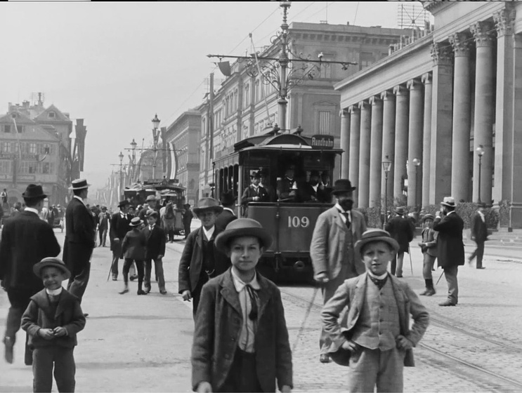 Imagen de Lumière. La Aventura Continúa