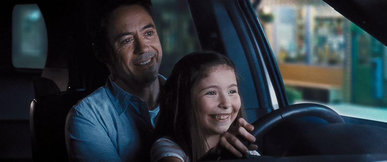 Robert Downey Jr. y Emma Tremblay en El Juez