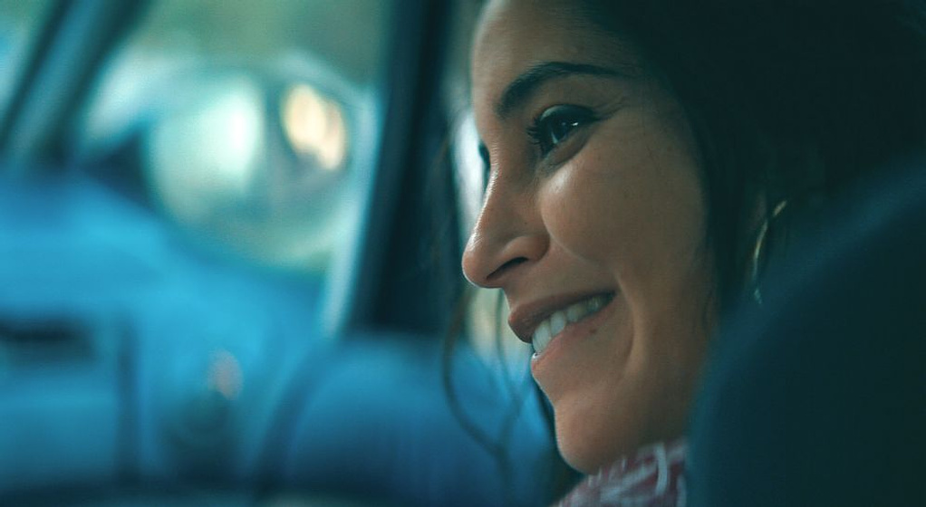 Leïla Bekhti en Un Amor intranquilo