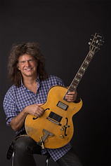 photo of person Pat Metheny