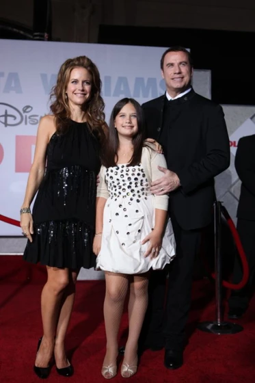 John Travolta y Kelly Preston en dos-canguros-muy-maduros (Premiere en Los Ángeles. Noviembre 2009)