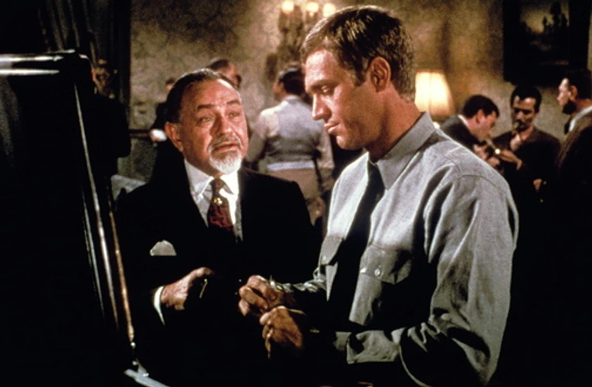 Edward G. Robinson y Steve McQueen en el-rey-del-juego