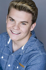 picture of actor Ryan Hartwig