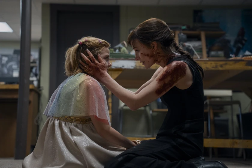 Jessica Chastain y Arabella Olivia Clark en La Otra Madre
