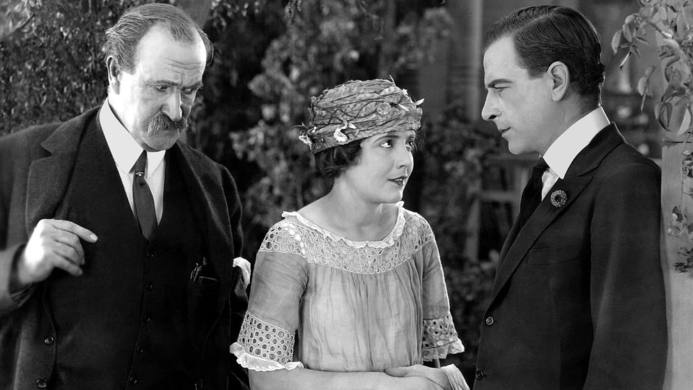 Theodore Roberts, Lois Wilson y Milton Sills en Miss Lulu Bett