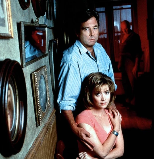 Beau Bridges, Sharon Lawrence y Jack Diamond en la-maldicion-1996