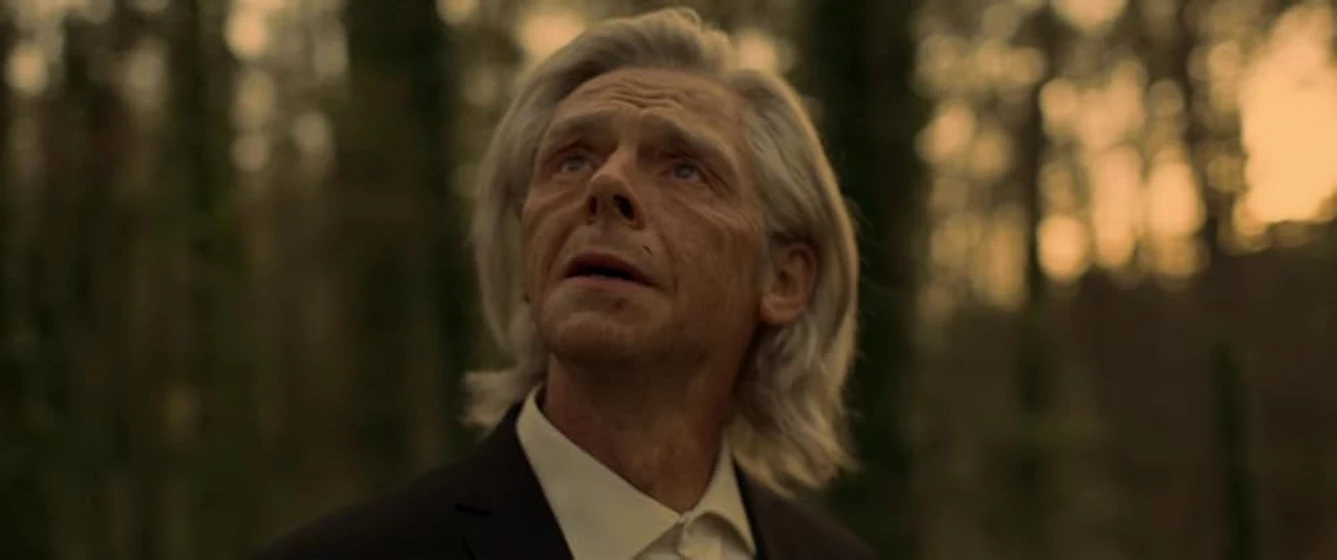 Simon Pegg en la-herencia-2020