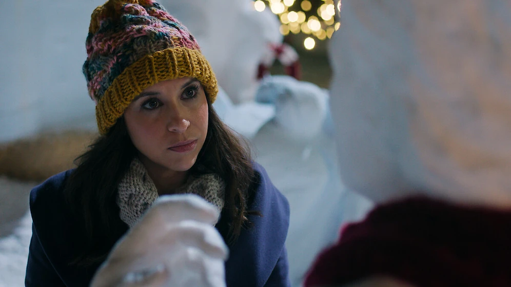 Lacey Chabert en un-muneco-de-nieve-para-derretirse