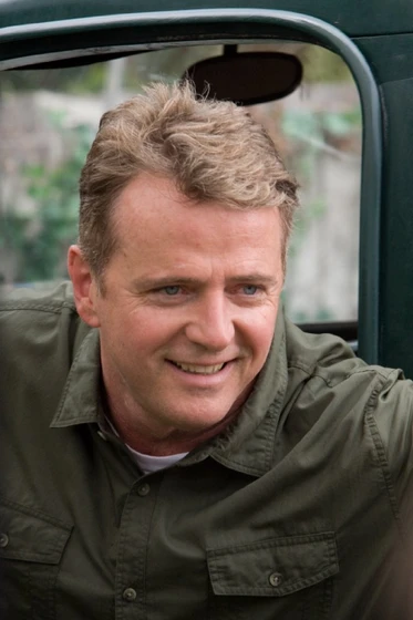 Aidan Quinn en flipped