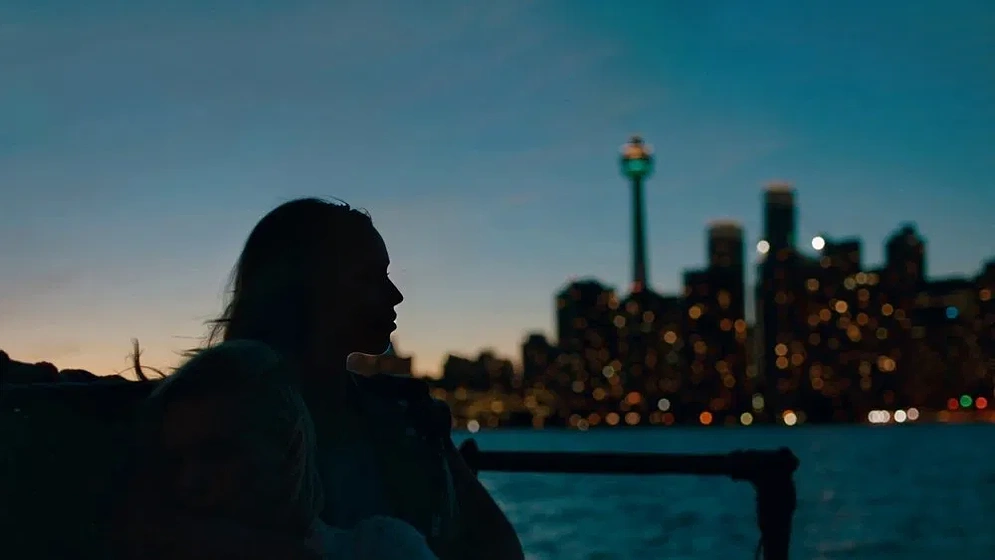 Imagen de Below Her Mouth