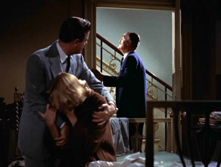 Grace Kelly, John Williams  y Robert Cummings en crimen-perfecto
