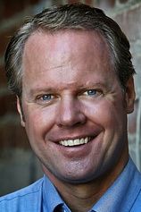 picture of actor Dan Warner