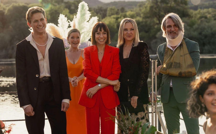 María Esteve, Natalia Verbeke, Ernesto Alterio y Pilar Castro en todos-los-lados-de-la-cama