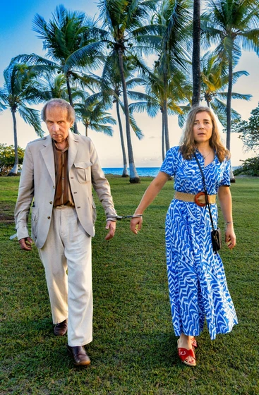 Michel Houellebecq y Blanche Gardin en en-la-piel-de-blanche-houellebecq