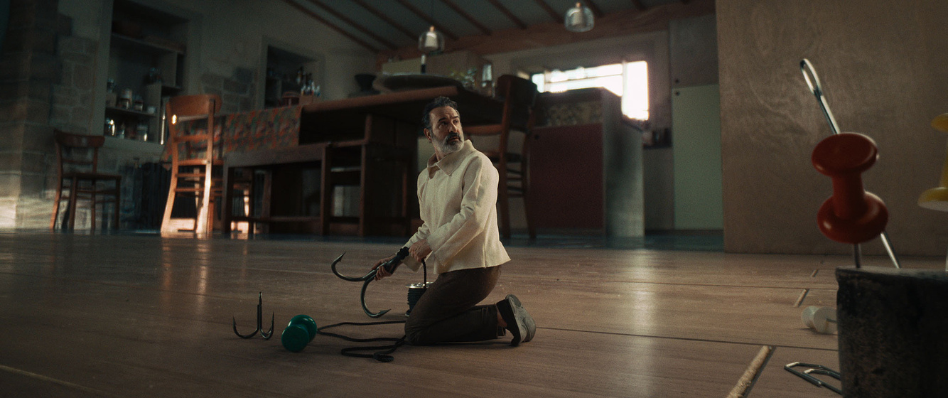 Jean Dujardin en El Hombre Menguante