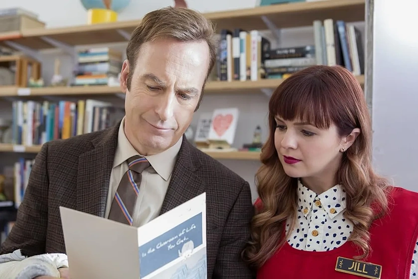Bob Odenkirk y Amber Tamblyn en el-dia-de-la-novia