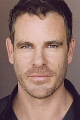 picture of actor Aaron Jeffery