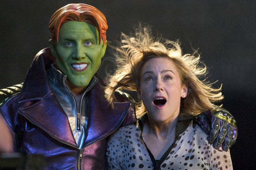 Jamie Kennedy y Traylor Howard en La Máscara 2